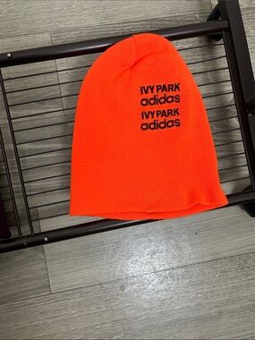 Ivy Park Drop one Reversible Beanie